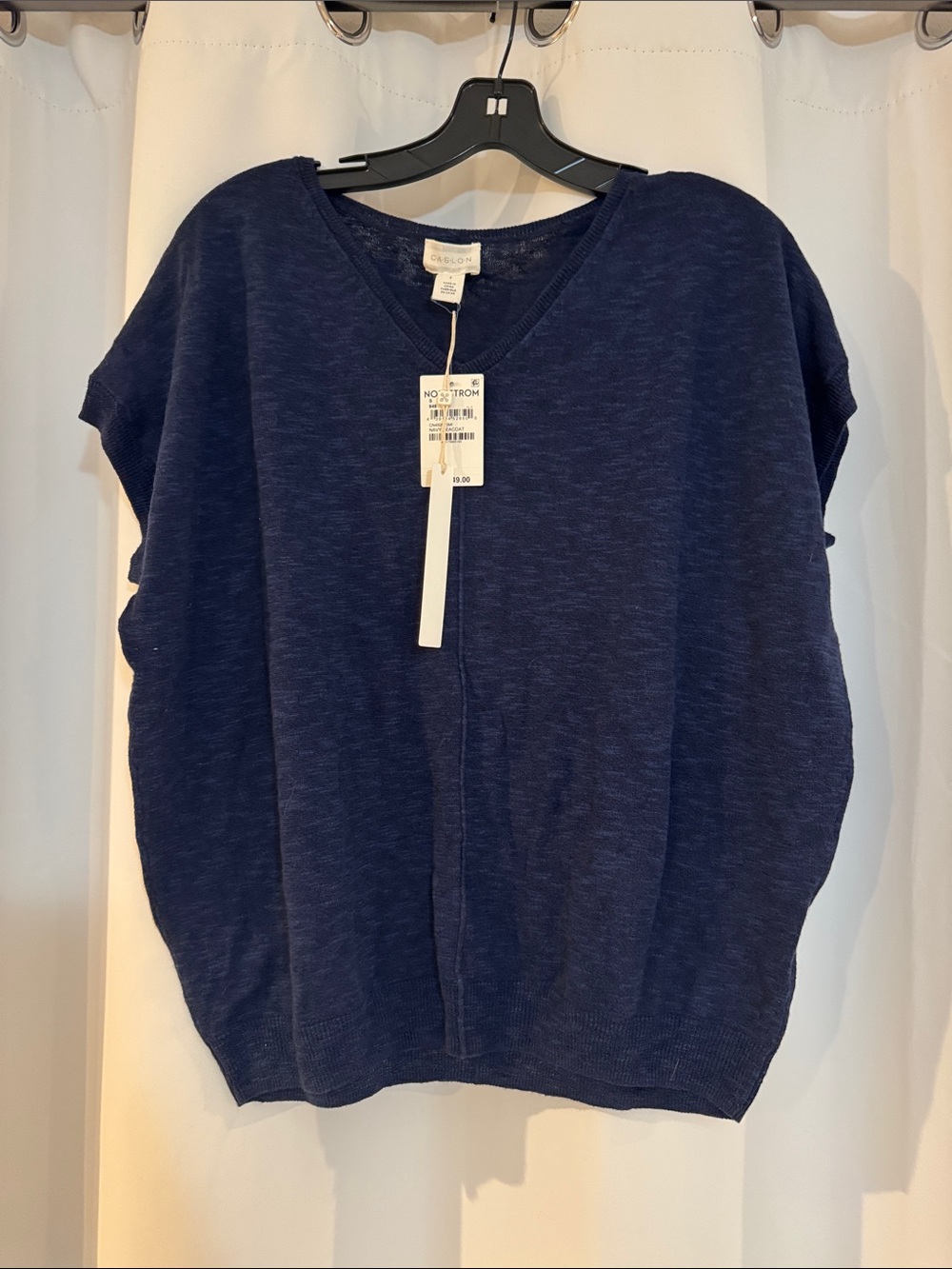 Caslon Relaxed Linen-Blend V-Neck Sweater Tee. Size Small. NWT